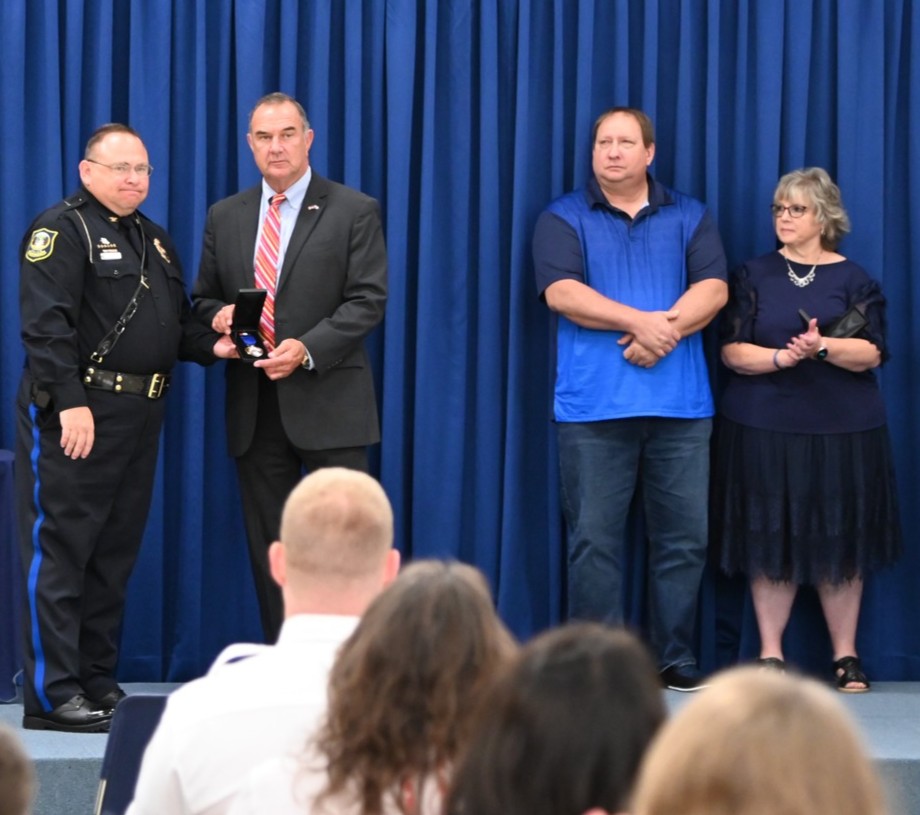 Burns and Worley Receive Public Safety Award