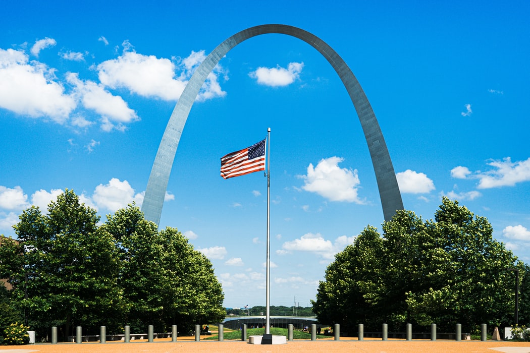 Bill Makes Arch State Monument