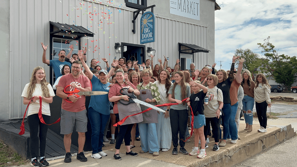 Big Door Coffee House Celebrates First Anniversary in Desloge