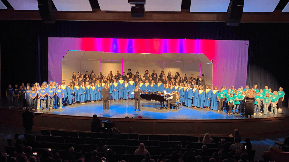 Farmington and North County Choirs Unite to Support United Way